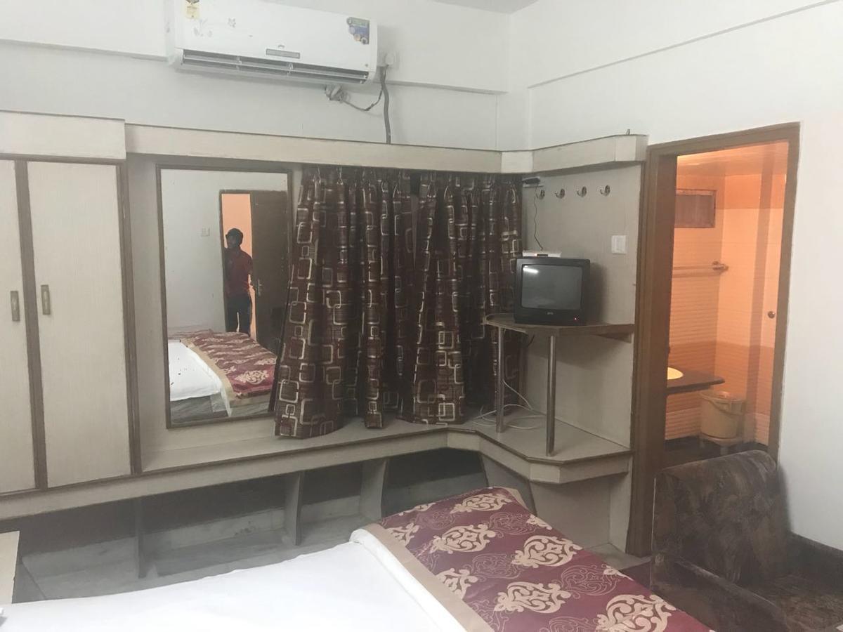 מאונט אבו Hotel Sheratone מראה חיצוני תמונה